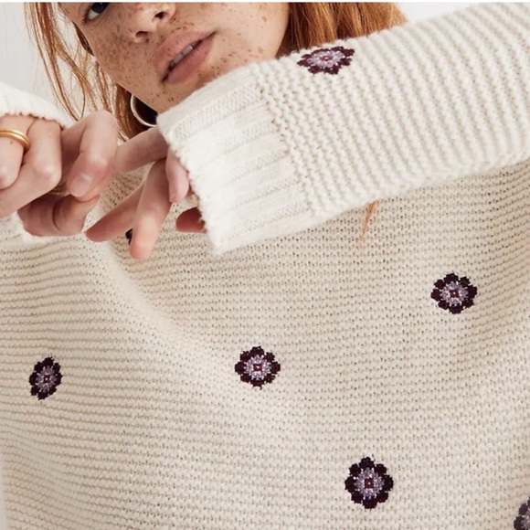 ✨ 🌻MADEWELL🌻 Medallion Sweater size M - Picture 1 of 9